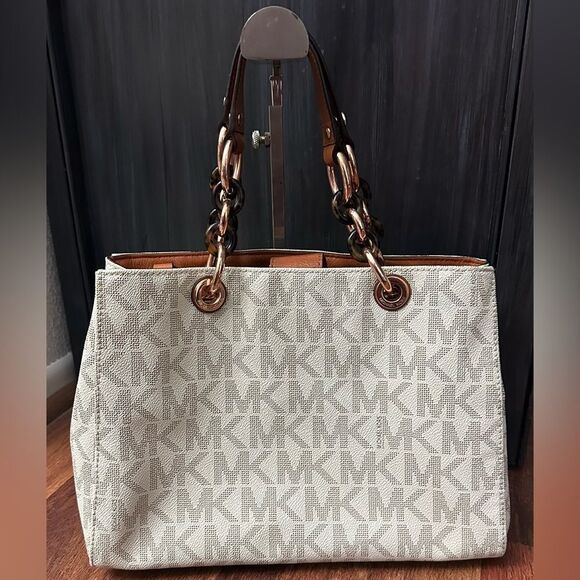 MICHAEL KORS CYNTHIA TOTE - Picture 4 of 8